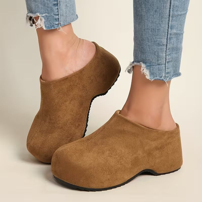 Damen Elegante Mules mit moderner Linie