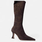 Damen hohe Stiefel mit elegantem Absatz