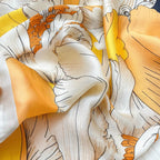 Sommerbluse aus leichtem Stoff mit seidigem Finish