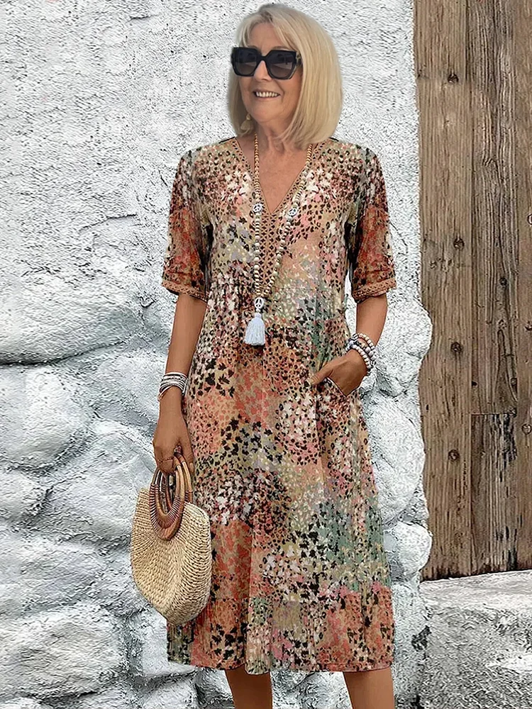 Damen Kleid mit lockerem Schnitt und Blumenmuster