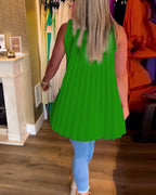 Damski Top Bez Rękawów z Ruffles i Rewersem o Eleganckiej Linii