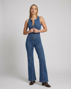 Dopasowany Kombinezon Denim z Zamkiem i Modelującym Krojem