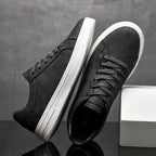Skórzane Sneakersy Low‑Top z Ręcznym Przeszyciem