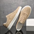 Skórzane Sneakersy Low‑Top z Ręcznym Przeszyciem
