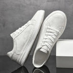 Skórzane Sneakersy Low‑Top z Ręcznym Przeszyciem