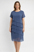 Elegant Women's Dress with Layered Cut and Flowing Finish