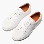 Herren Schnür-Sneaker mit rundem Zehenbereich und Gummisohle