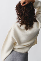 Damen weicher Strickpullover mit elegantem Schnitt