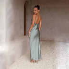 Elegancka Damska Satynowa Maxi Sukienka z Odkrytymi Plecami
