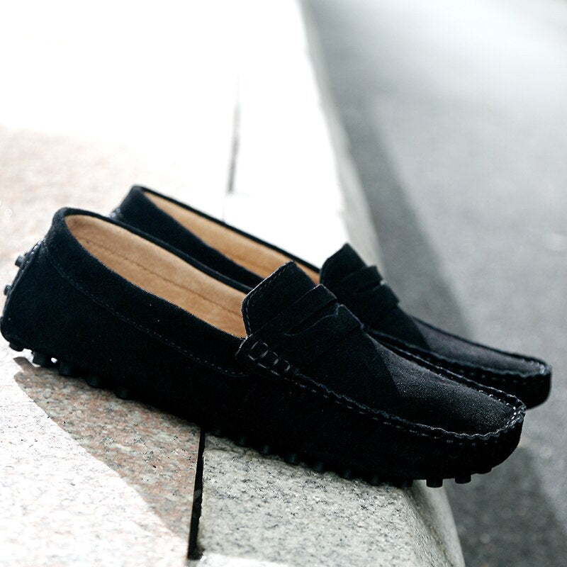 Męskie Zamszowe Loafersy Slip‑On o Eleganckiej, Casualowej Linii