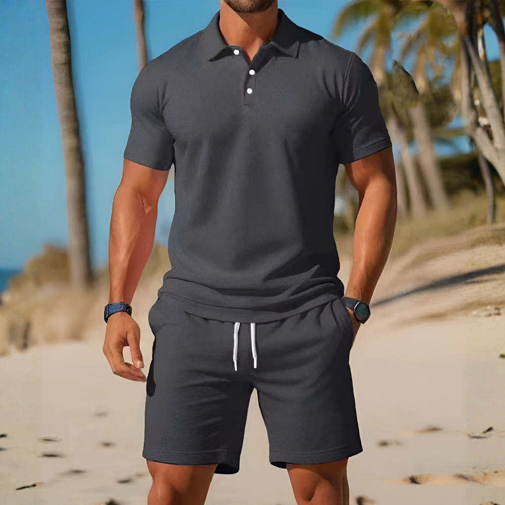 Men's Summer Two-Piece Set Made of Lightweight Knitwear