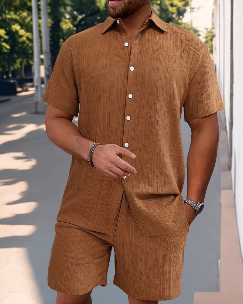 Men's Summer Set with Short Sleeves and Shorts with Casual Design