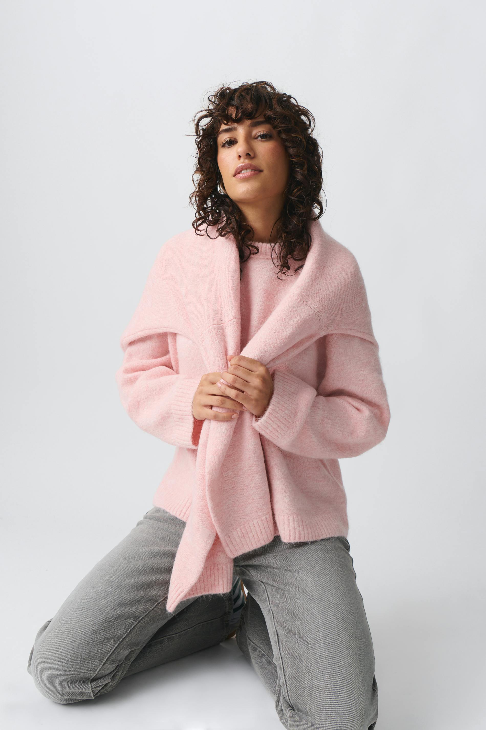 Damen weicher Strickpullover mit elegantem Schnitt