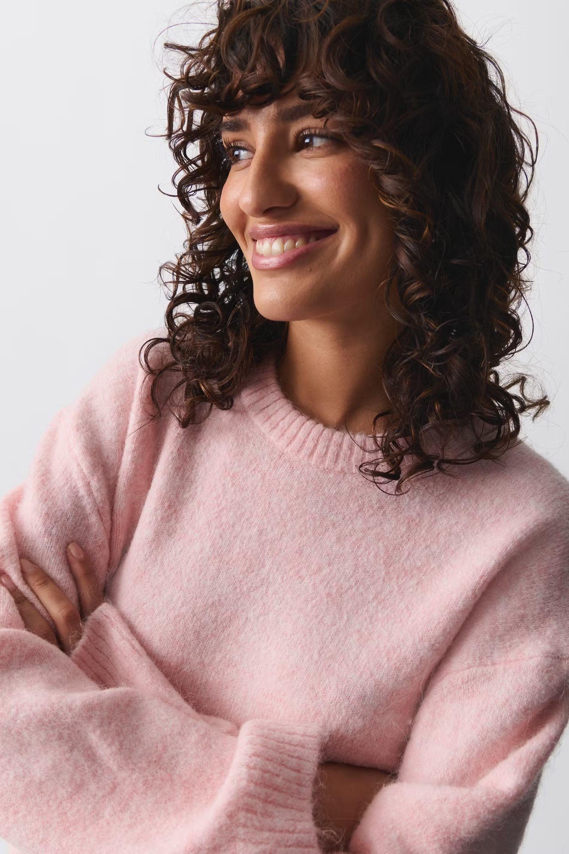 Damen weicher Strickpullover mit elegantem Schnitt