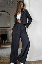 Damen Zweiteiliges Set mit Kurzem Blazer und Weiten Hosen