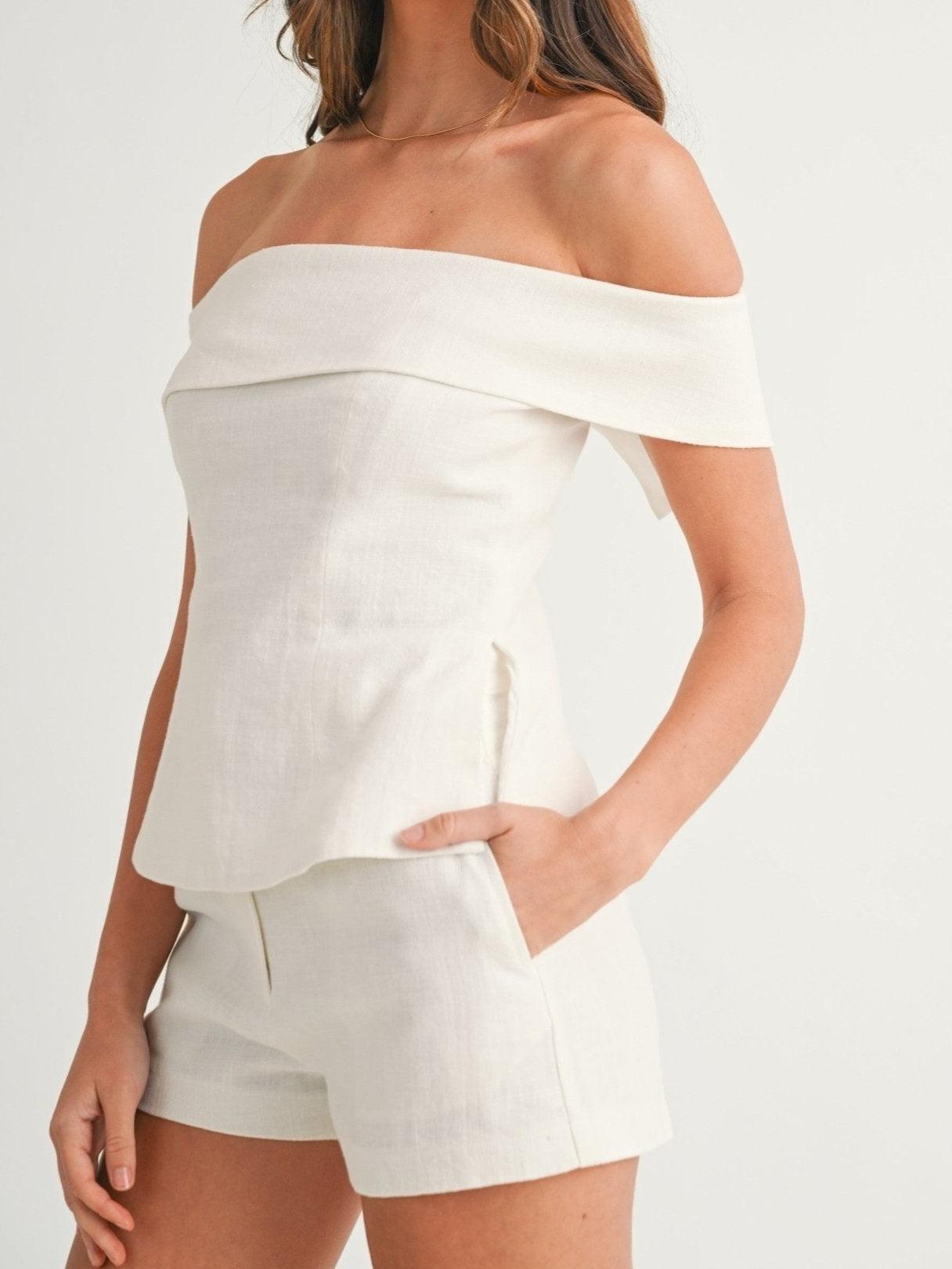 Women's Two-Piece Cotton and Linen Set with Short Top and Pants