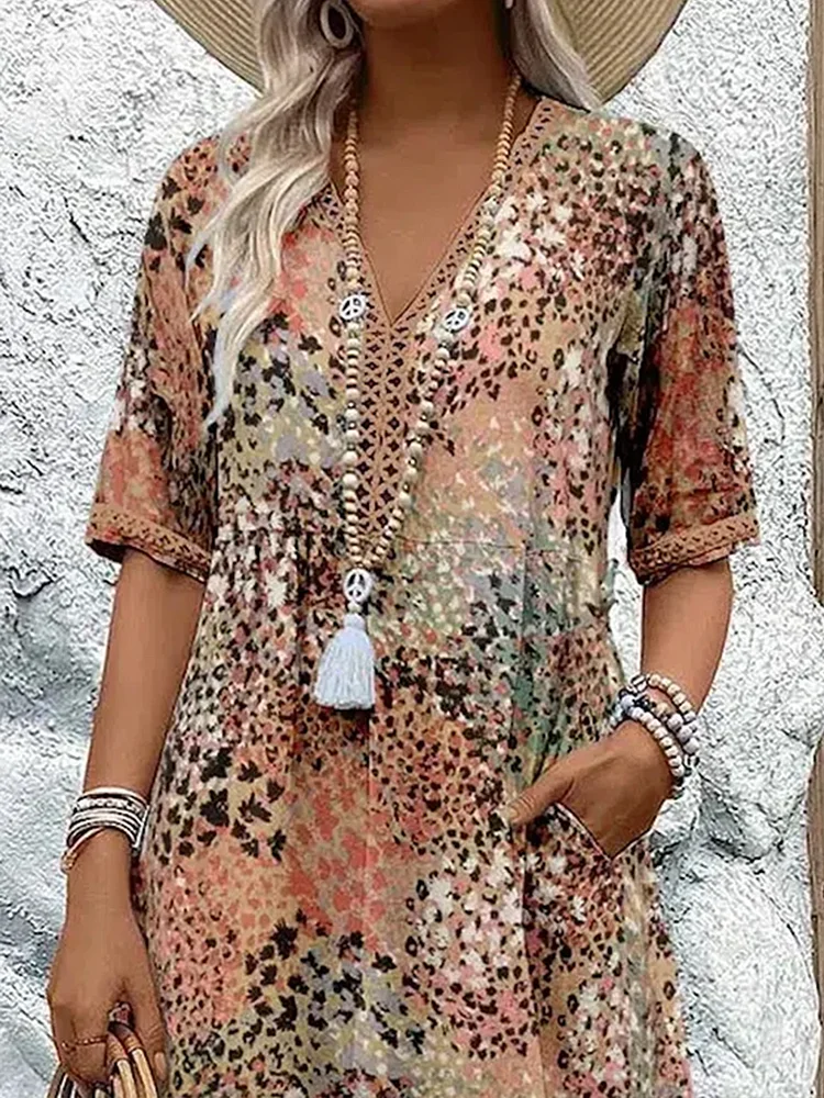 Damen Kleid mit lockerem Schnitt und Blumenmuster