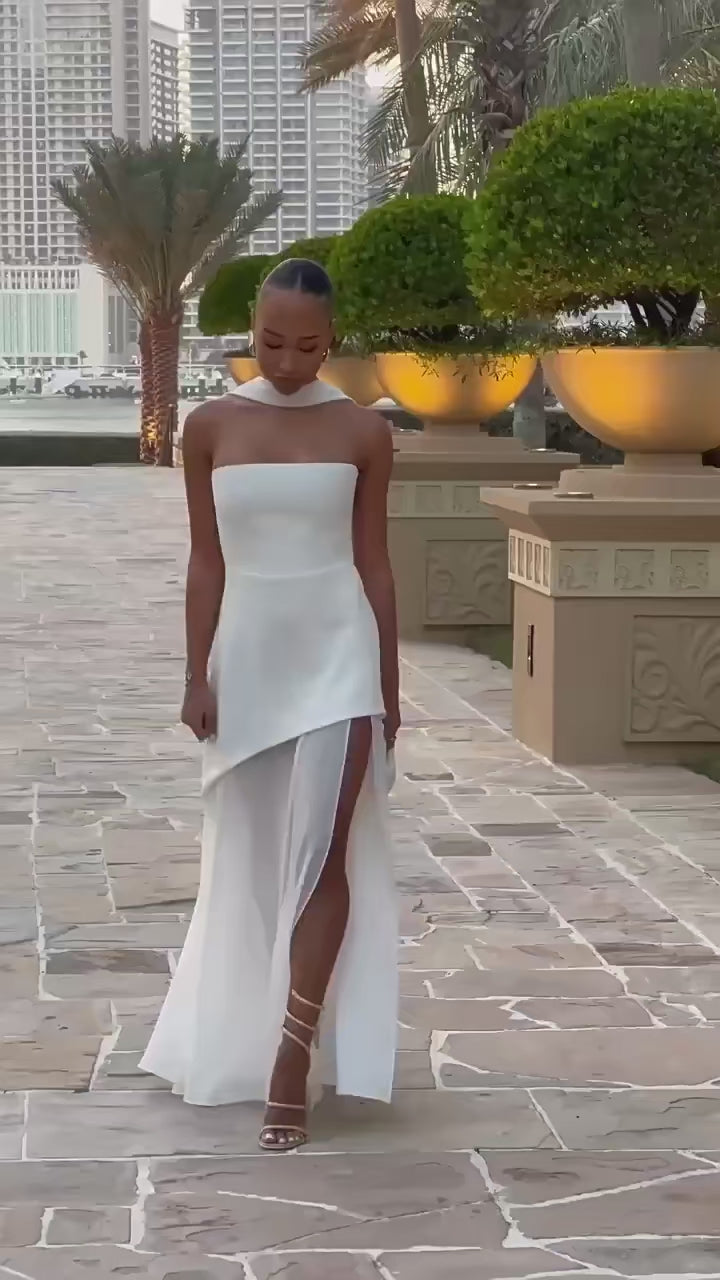 Damen Maxikleid ohne Träger mit Halstuch-Element und hohem Schlitz