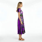 Midi-Kleid mit abstraktem Muster und V-Ausschnitt