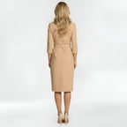 Elegantes Midi-Kleid mit Gürtel und langen Ärmeln