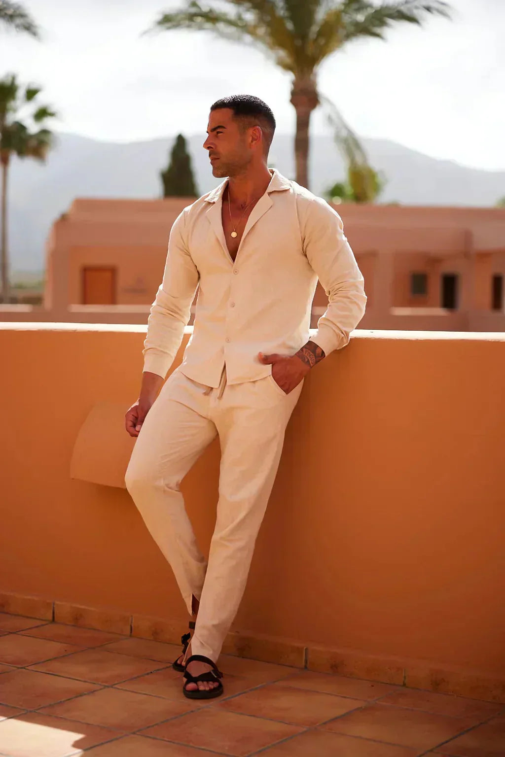Men's Linen Set with Lightweight and Breathable Construction