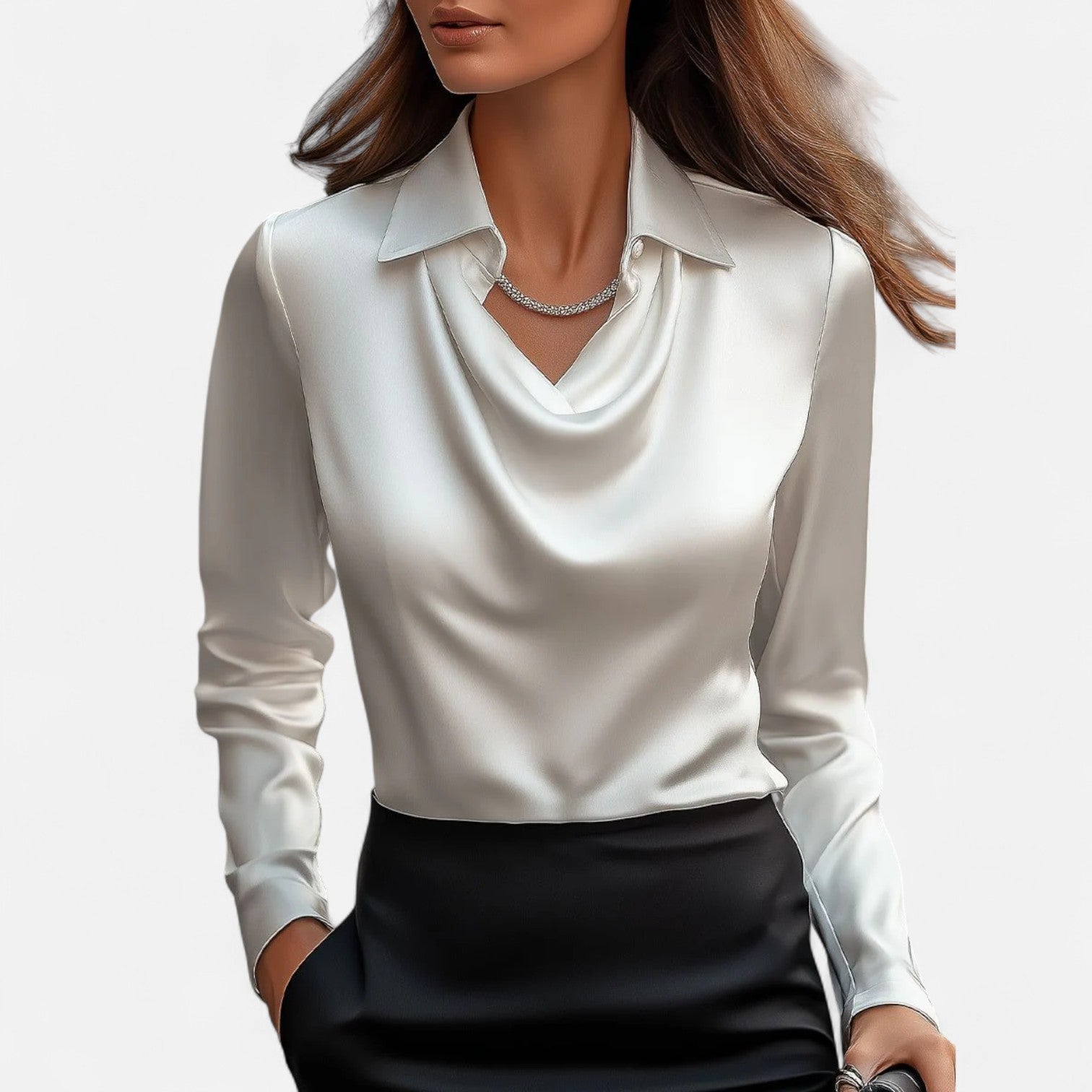Damen Satinbluse mit drapiertem Ausschnitt und eleganter, schlanker Linie