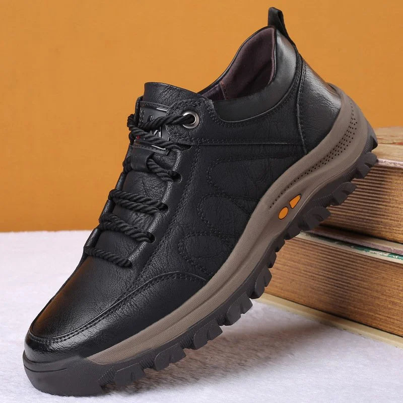 Elegante Herren komfortable Schuhe mit ergonomischer Konstruktion