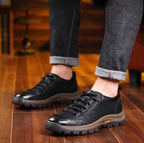 Elegante Herren komfortable Schuhe mit ergonomischer Konstruktion