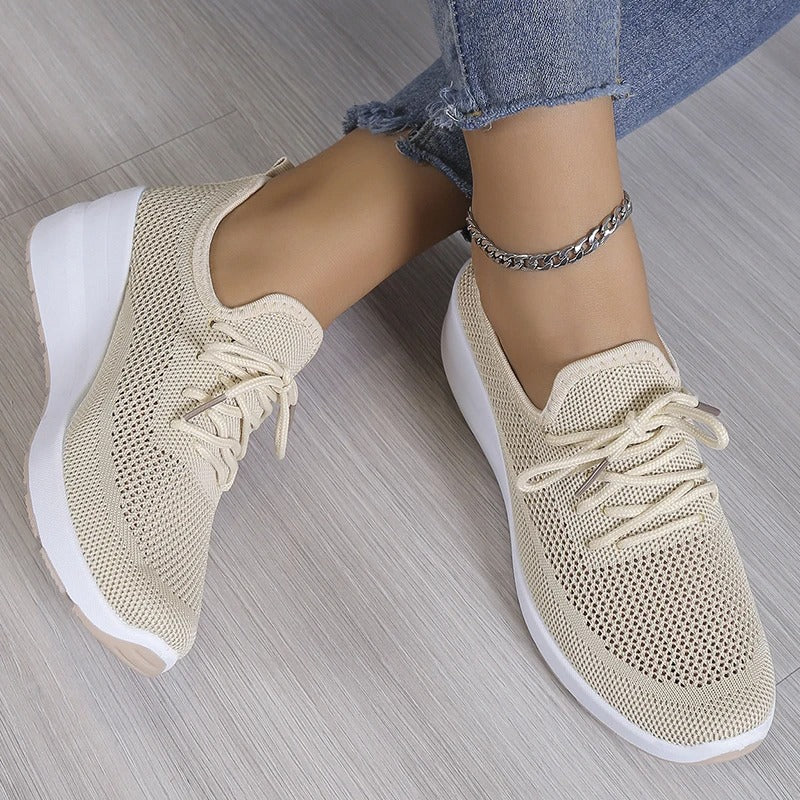 Damen Wildleder Plateau-Sneaker mit atmungsaktivem Schaft und innerem Keilabsatz